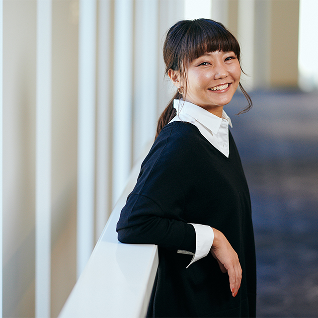 Creating a Hit by Leveraging a “New-comers” Perspective. Play Producer Yuzuru Yoshiike Takes on the Theater Industry