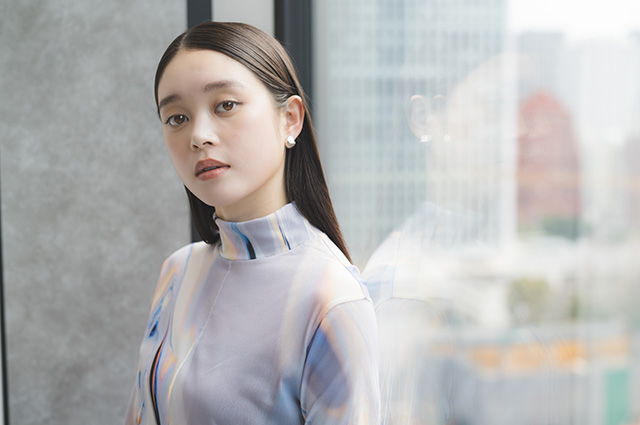 Akari Takaishi x Managers Transforming the Love of Those Around Her into Strength,Becoming an Actor who Continues to Defy Expectations
