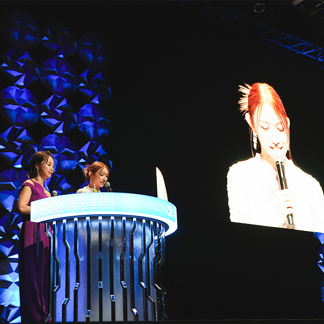 All employees acknowledge, honor, and cooperate with the group companies’ efforts and challenges. Report on the general assembly “xeva live,” a live stage performance filled with enthusiasm